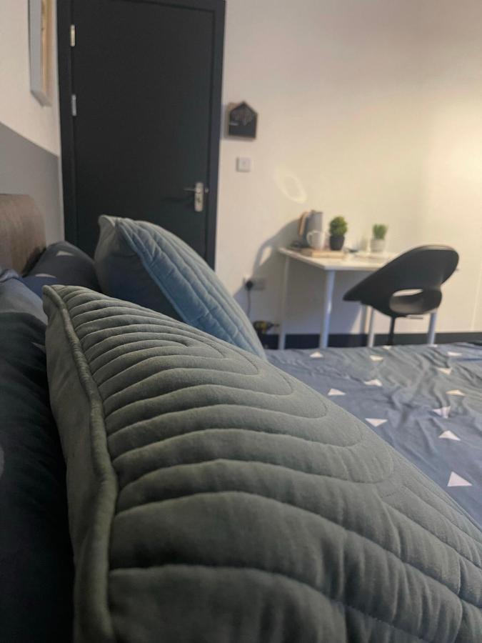 Elegant Studio1 Netflix Bathroom Close To Beach Swansea Exteriör bild
