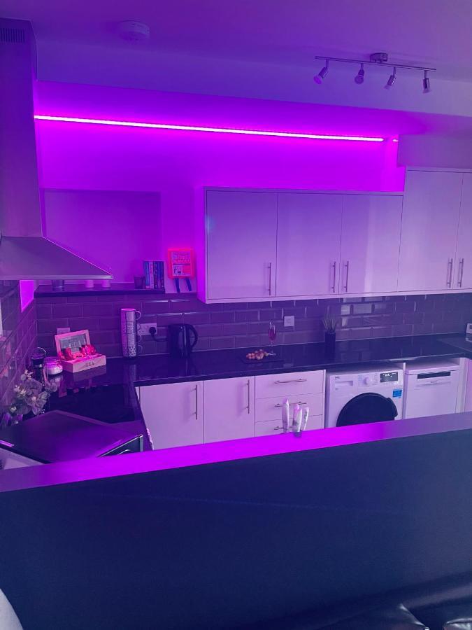 Elegant Studio1 Netflix Bathroom Close To Beach Swansea Exteriör bild