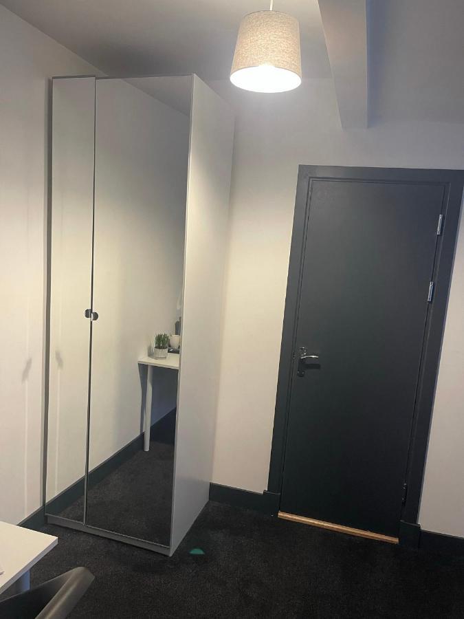 Elegant Studio1 Netflix Bathroom Close To Beach Swansea Exteriör bild